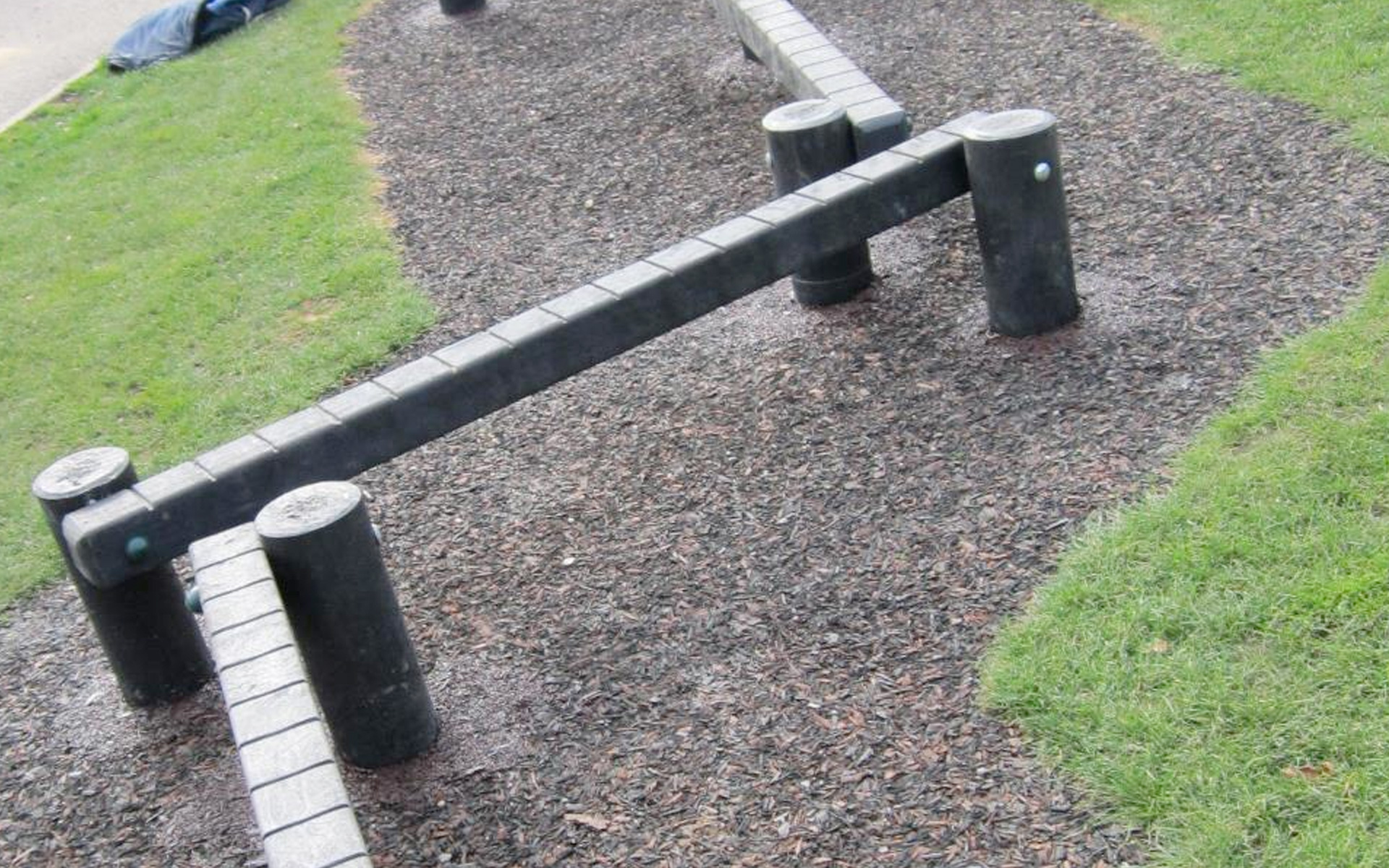 Balance-Beam-a Balance-Beam