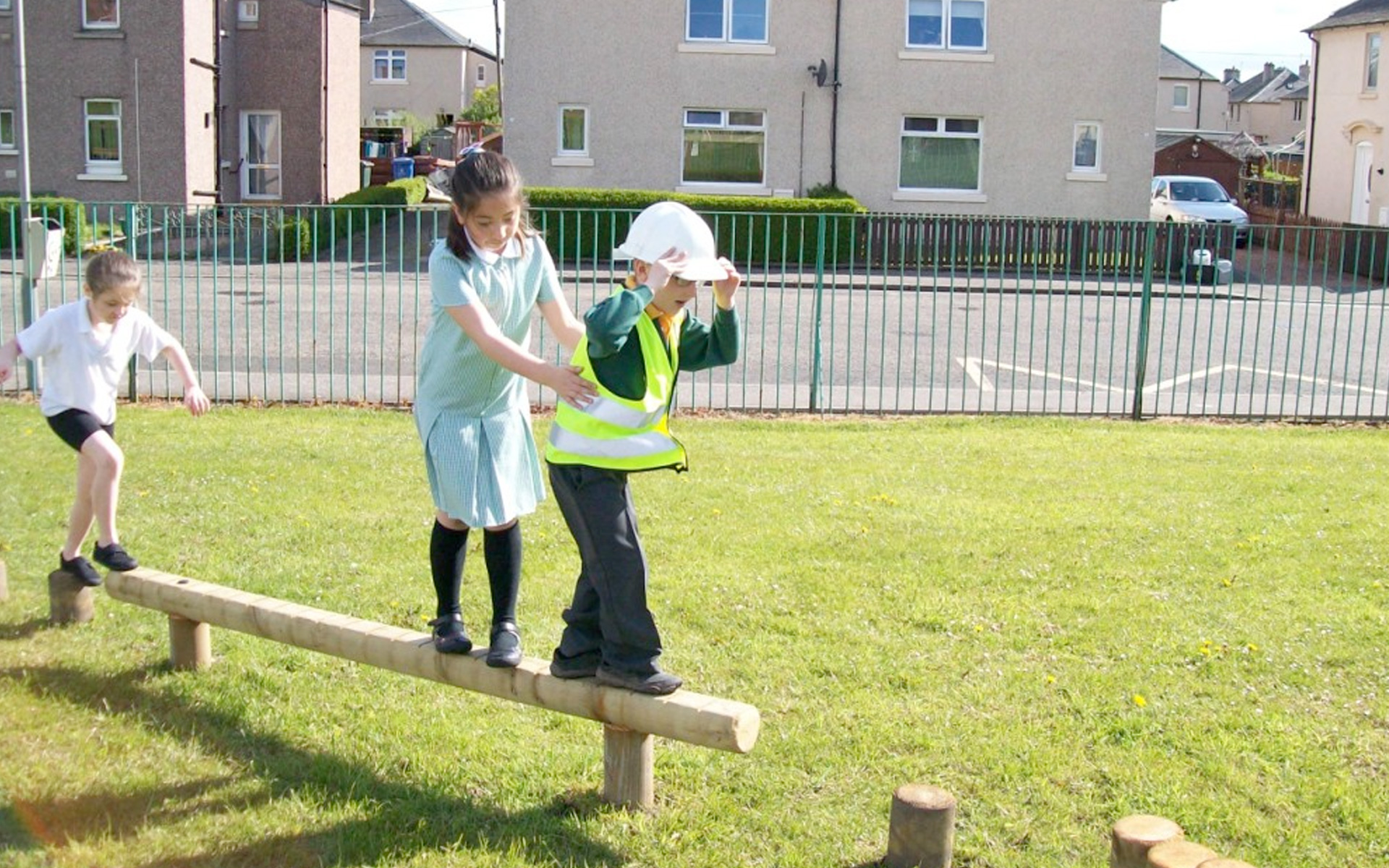 Balance-Beam-b Balance-Beam