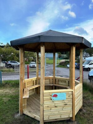 3m Timber Shelter & Rubber Roof