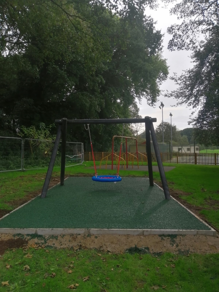 IMG-20230927-WA0017 Basket Seat Swing - PlayBond Safer Surfacing